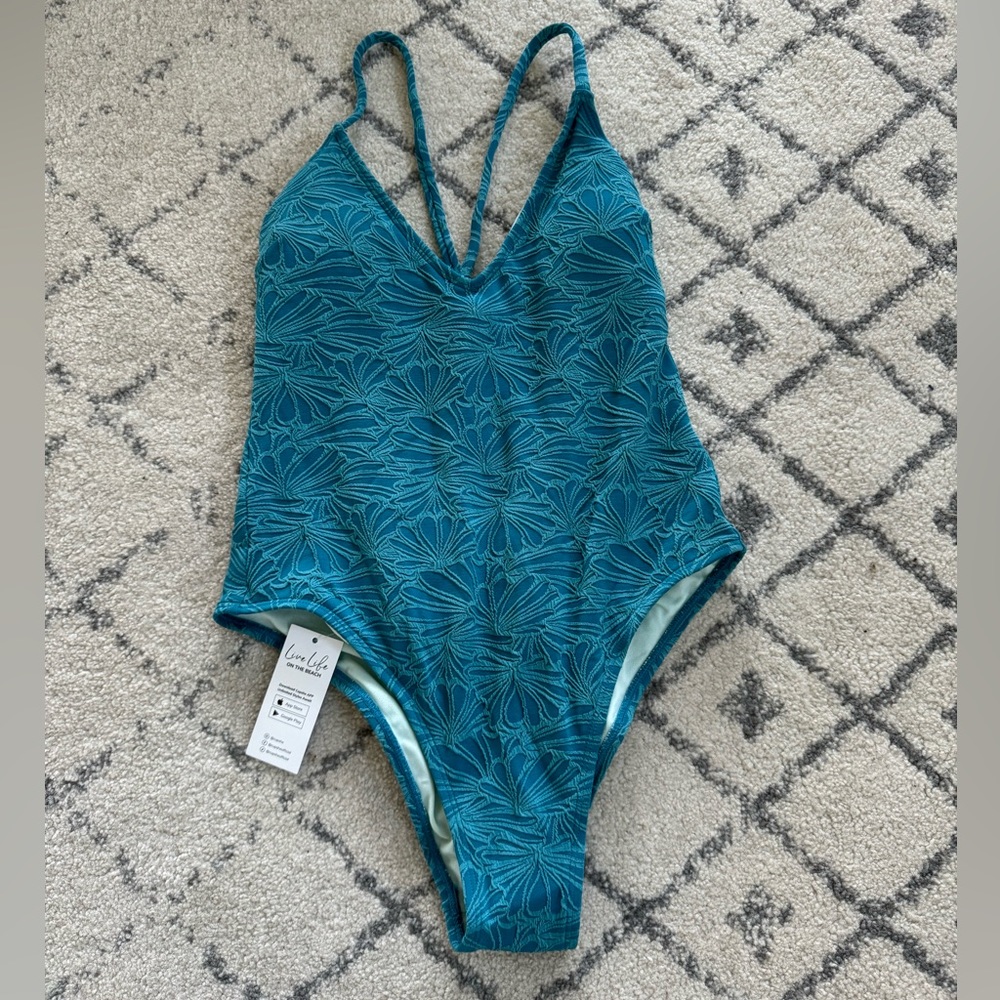 NWT Cupshe One Piece Swimsuit